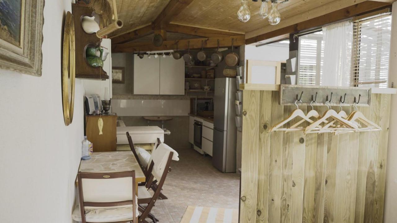 Une Petite Maison Entre Vignes Et Mer لا كادير دازور المظهر الخارجي الصورة